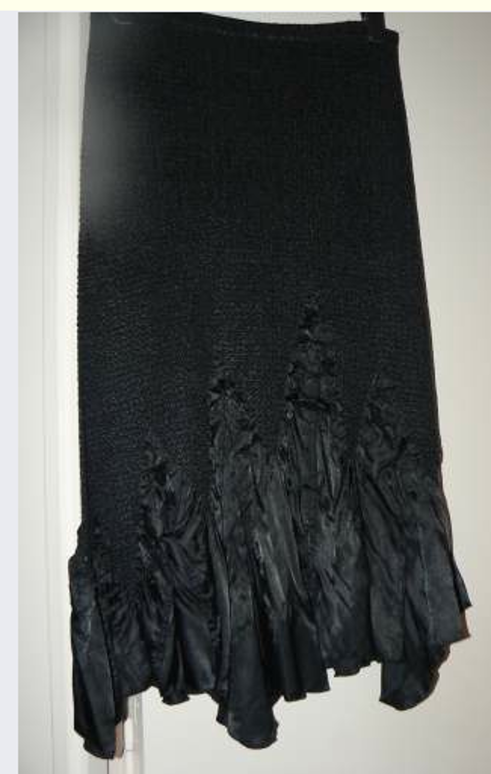 Jupe noire &agrave; volants (Sp&eacute;ciale f&ecirc;tes) Vêtements