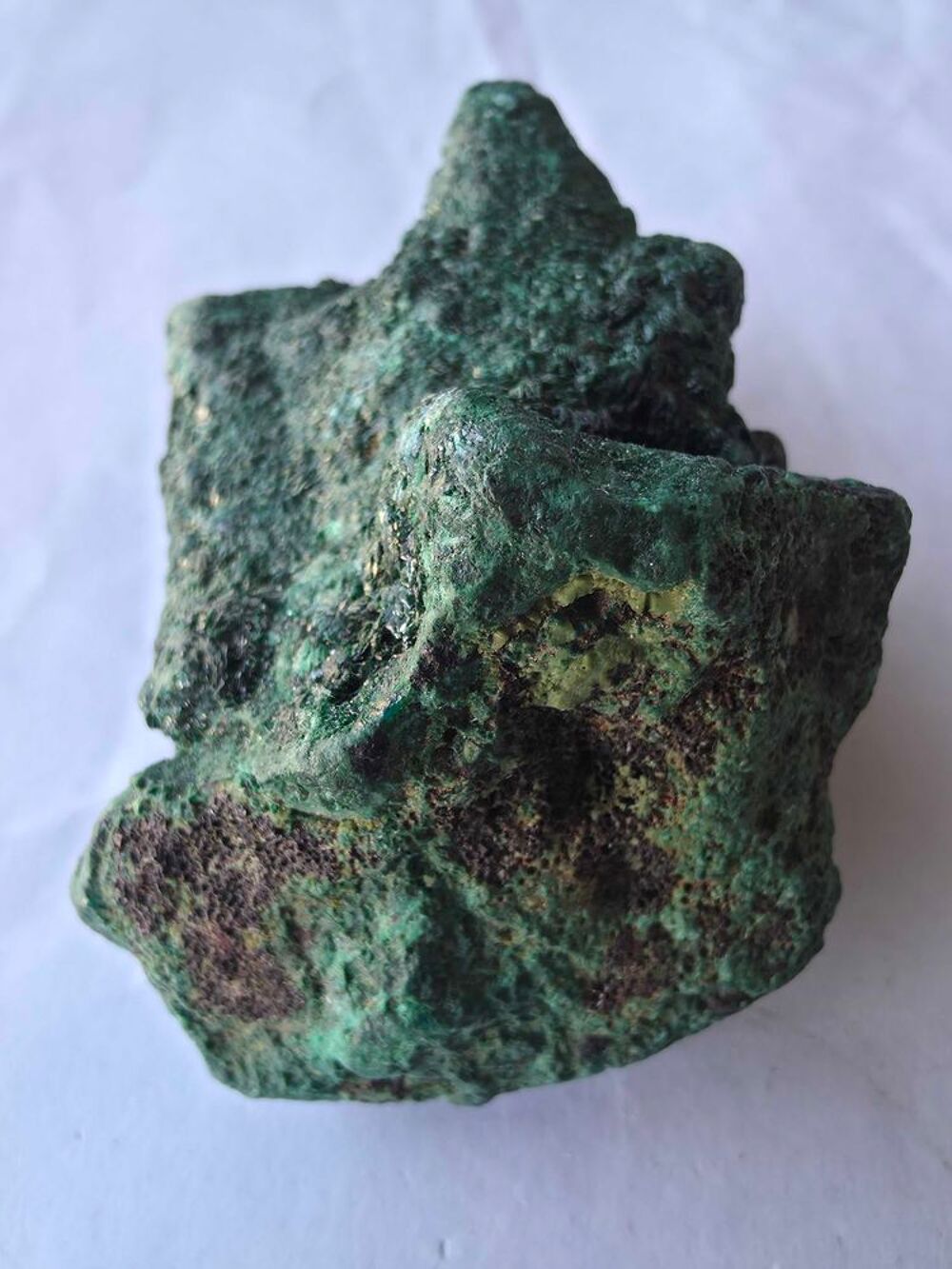 Min&eacute;ral Brut : Malachite Cristallis&eacute;e du Congo-206g 