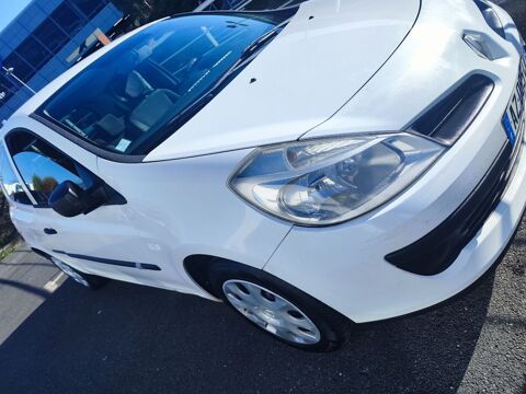 Renault clio iii Clio 1.5 dCi 70 Authentique
