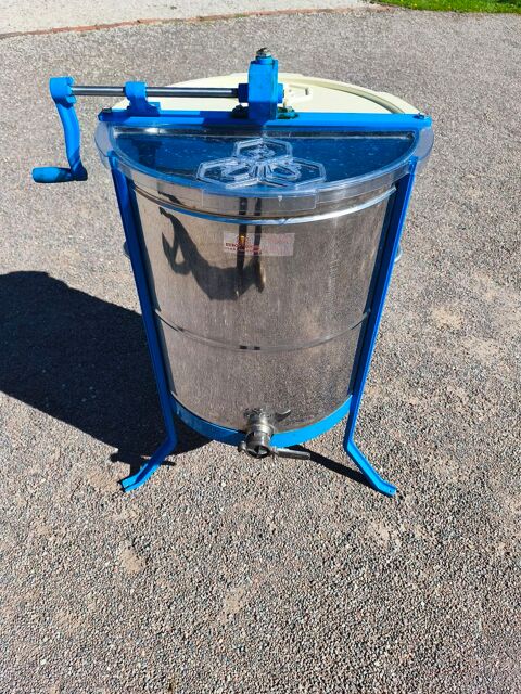 Extracteur miel 190 La Roche-Vanneau (21)