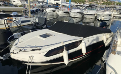 Bateaux à moteur Vedette - Yacht - Offshore 2019 occasion Saint-Tropez 83990