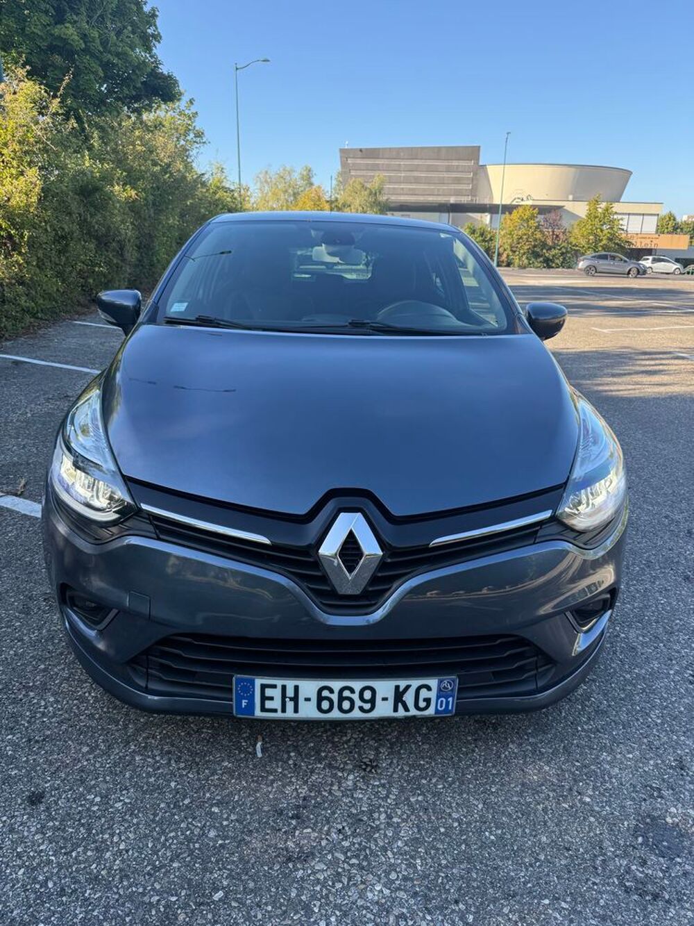 Clio IV 1.2 16V 75 Life 2016 occasion 38290 La Verpilli&egrave;re