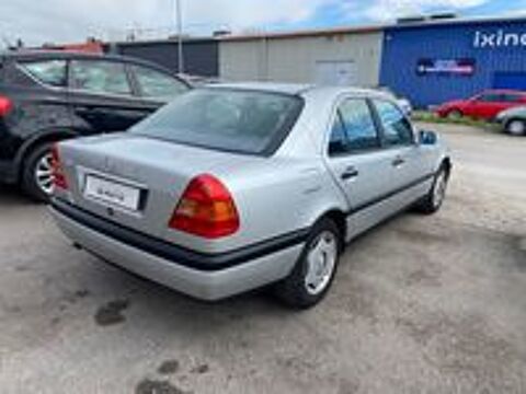 Classe C C180 El&eacute;gance 1994 occasion 01630 Saint-Genis-Pouilly