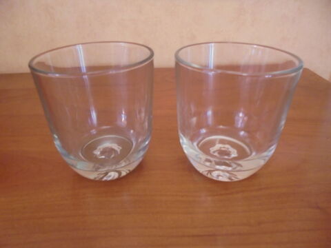 2 photophores d�cor�s (17) 3 Tours (37)