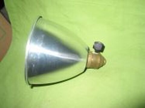 ABAT- JOUR R�FLECTEUR SUSPENSION ANCIEN EN ALUMINIUM POLI. P 35 Marseille 13 (13)