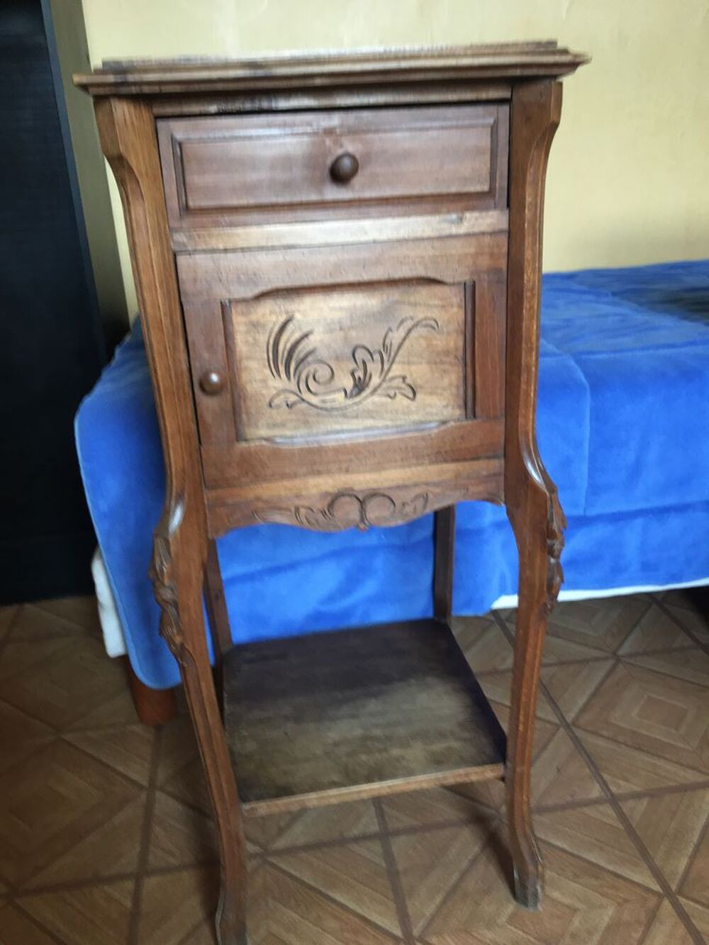 El&eacute;gant meuble vintage Meubles