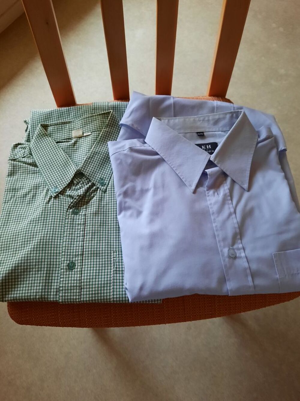 Lot(divisible) de 5 chemises en tr&egrave;s bon &eacute;tat Vtements