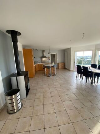  Maison � vendre 5 pi�ces 230 m�