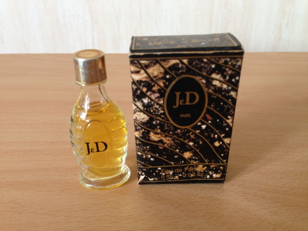 MINIATURE DE PARFUM 