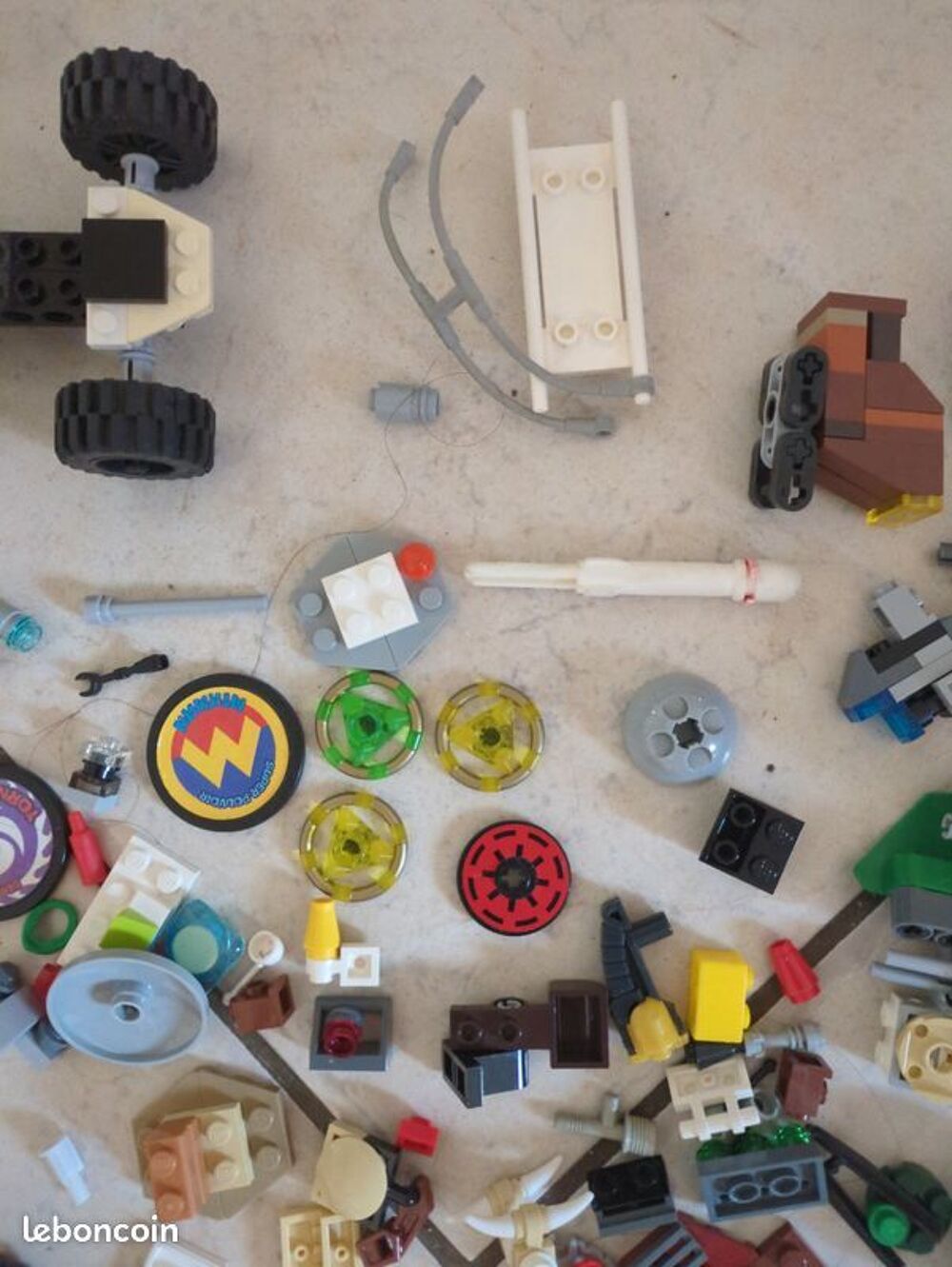 Lego pi&egrave;ces detachees Jeux / jouets
