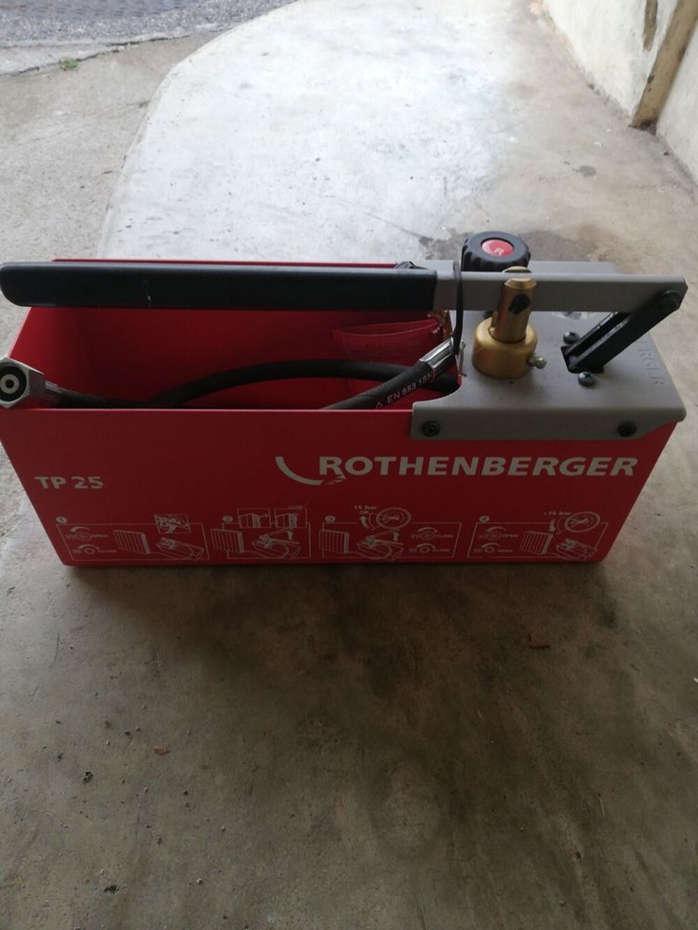 Pompe d'&eacute;preuve manuelle 5 l TP25 ROTHENBERGER
Bricolage