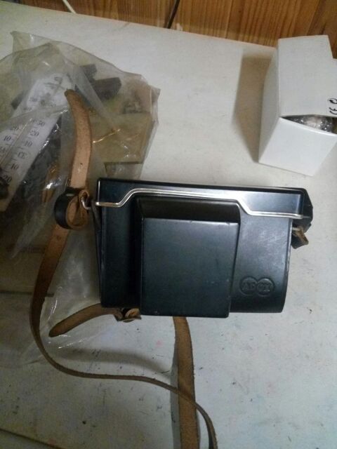 APPAREIL PHOTO AVEC SON ETUI POUR COLLECTIONNEUR 20 Levainville (28)