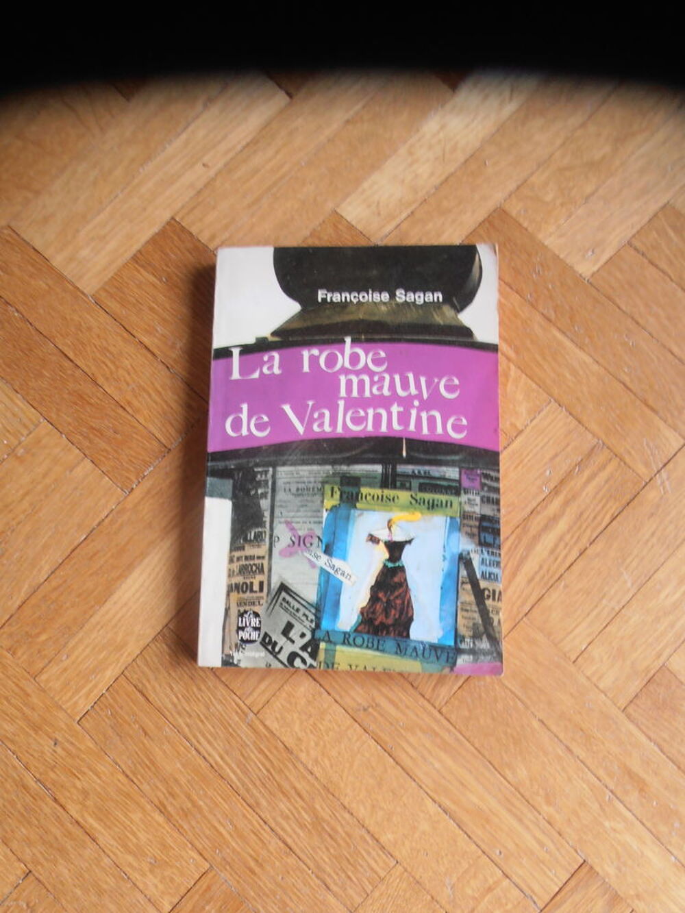La robe mauve de Valentine (89) Livres et BD