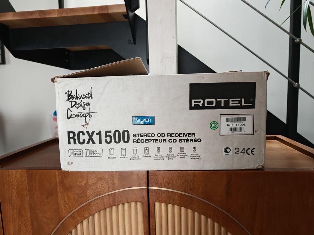 Ensemble hifi ampli Rotel+ 2 enceintes B &amp; W Audio et hifi