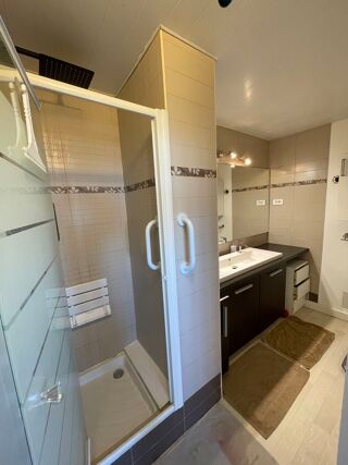  Appartement � vendre 4 pi�ces 77 m�