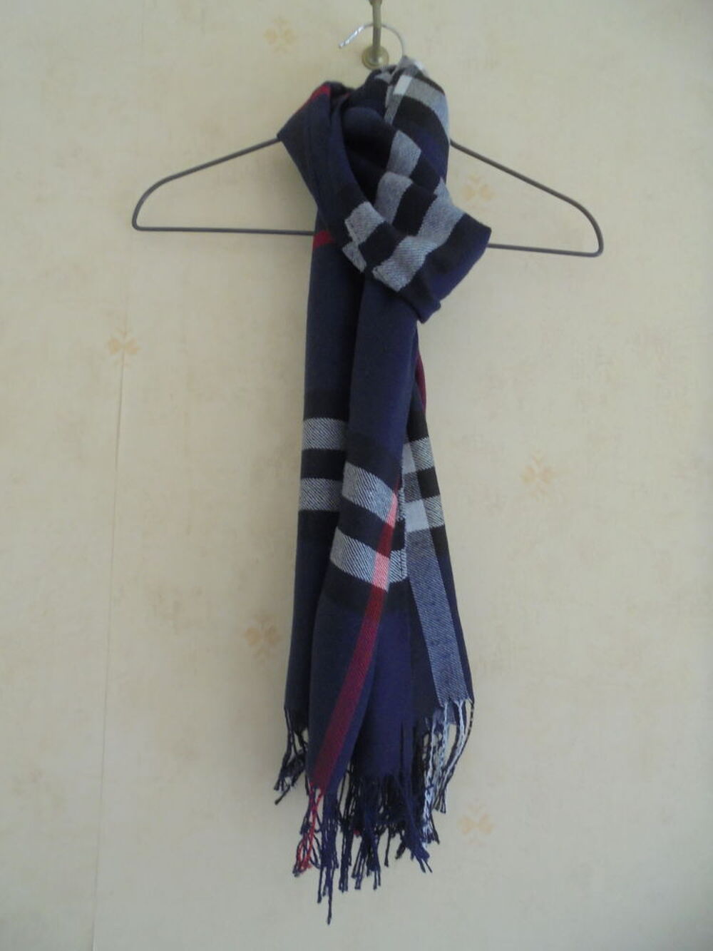 Echarpe/&eacute;tole bleue (123) Vêtements