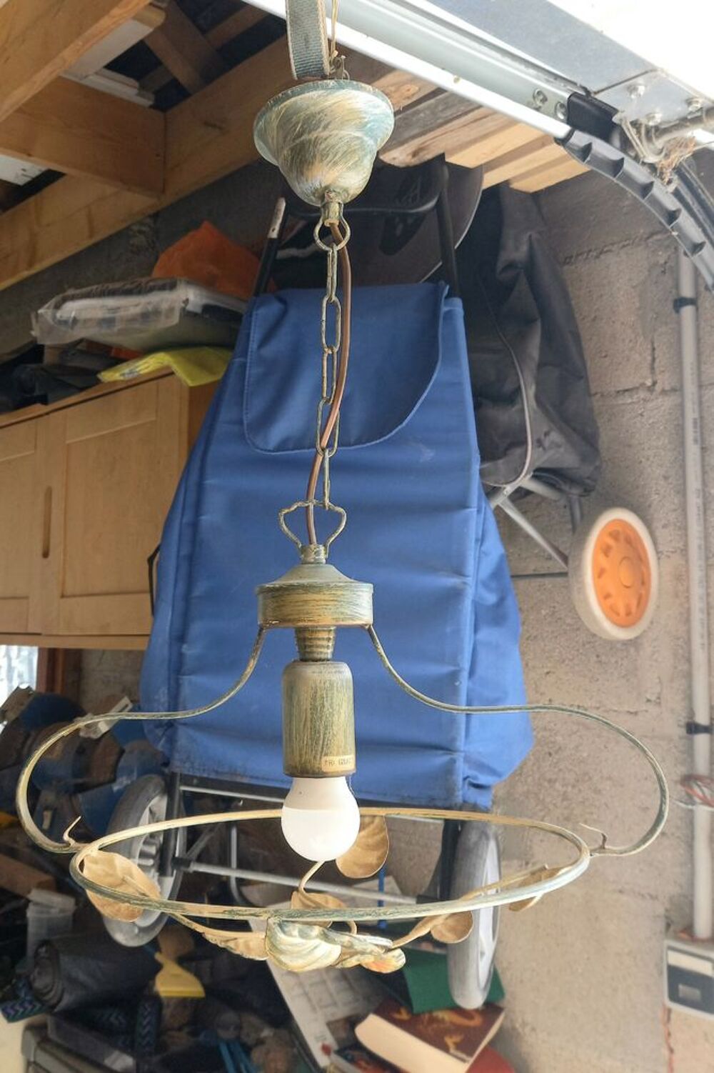 Lustre encien 
Décoration