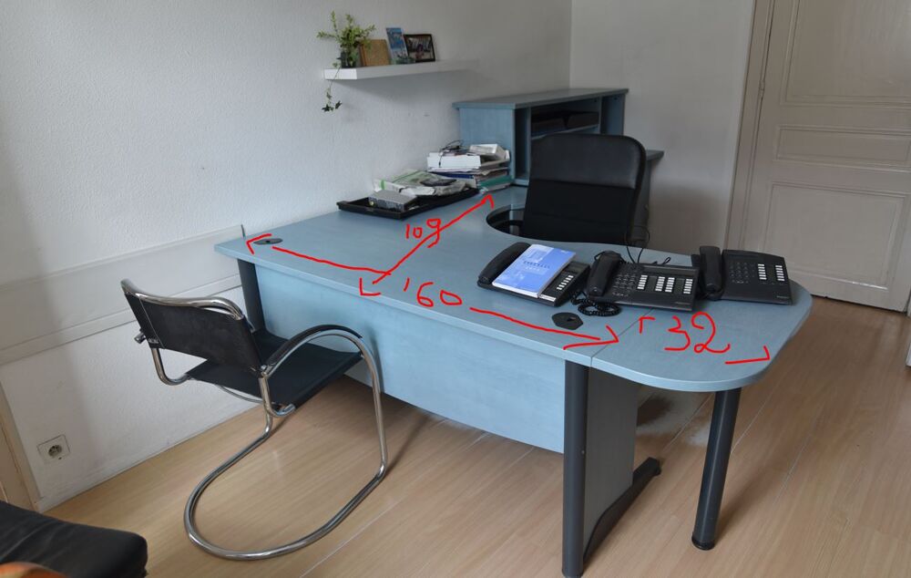 Ensemble Mobilier de bureau professionnel en tr&egrave;s bon &eacute;tat Meubles