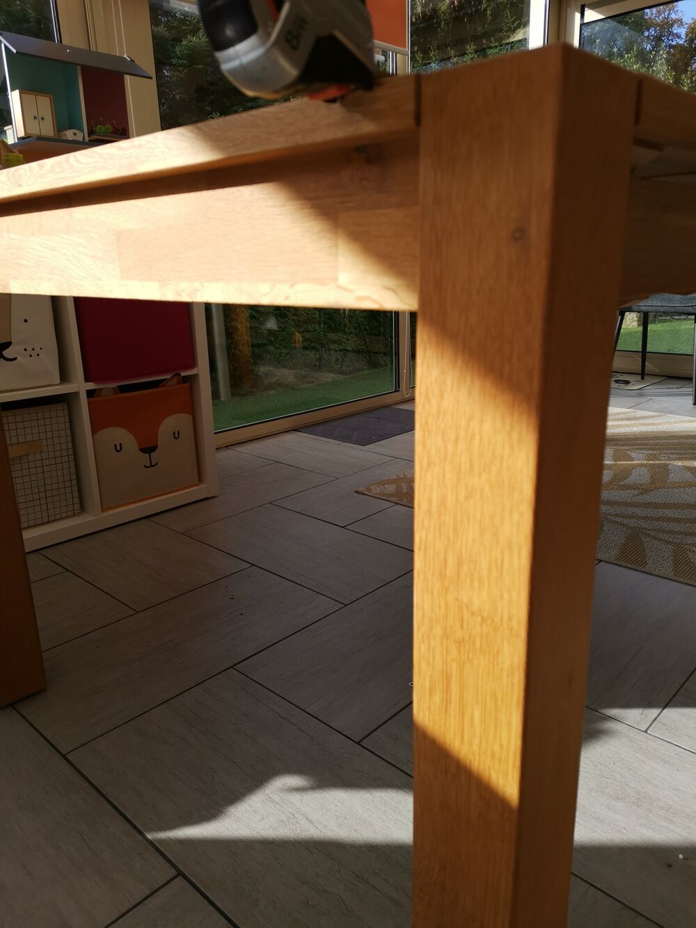 Table &agrave; manger contemporaine 6/12 couverts - ch&ecirc;ne massif Meubles