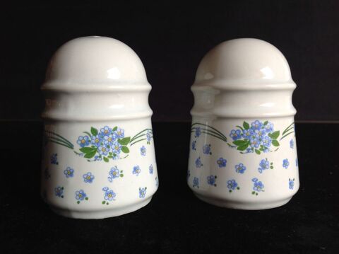 SALI�RE POIVRIER EN FAIENCE Envoi possible 10 Tr�gunc (29)
