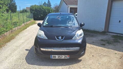 Peugeot 107 Black Silver édition