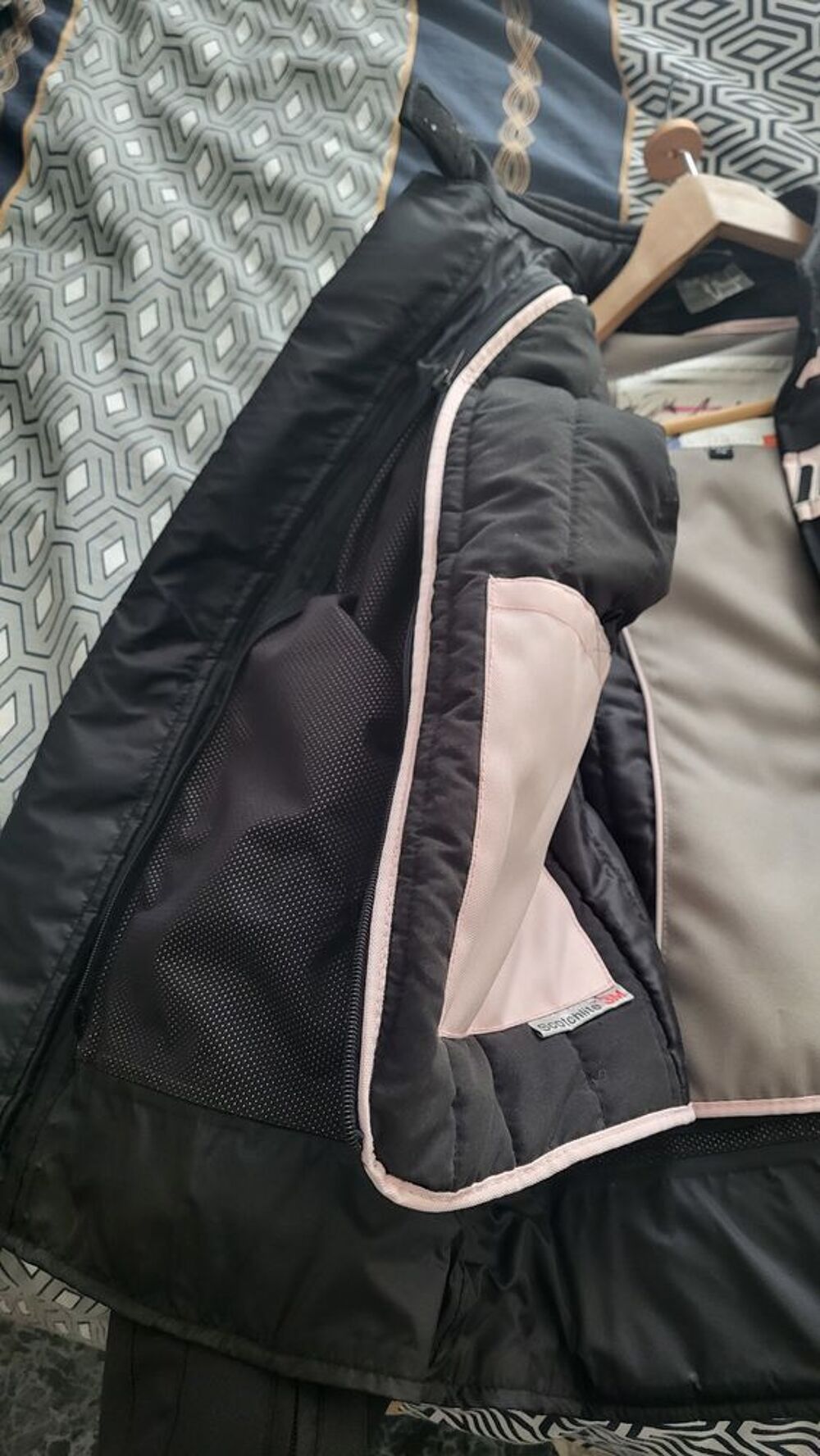 blouson moto 
Vêtements