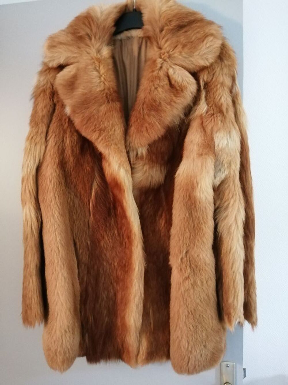 veste fourrure Vêtements