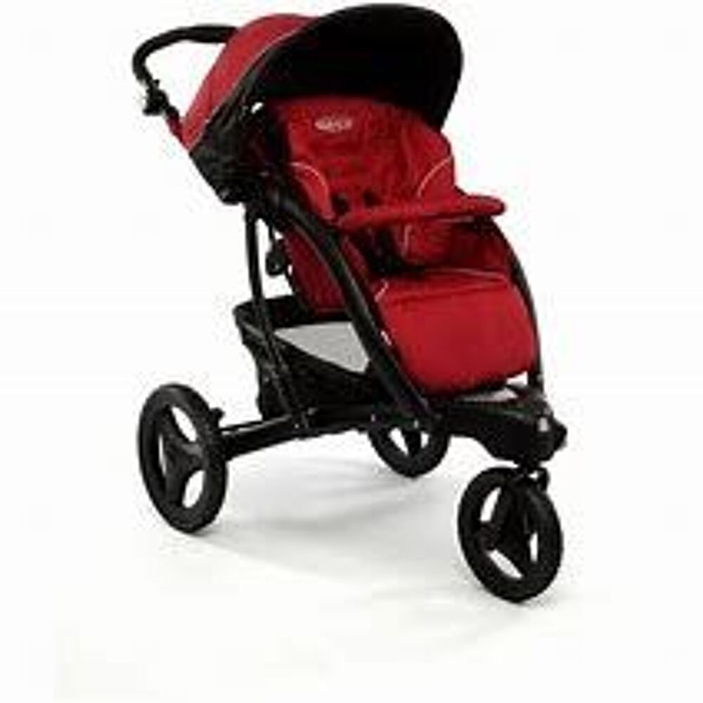 Poussette 3 roues Pu�riculture