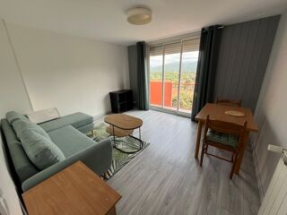  Appartement à louer 3 pièces 52 m²