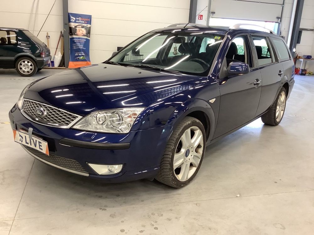 Mondeo Clipper 2.0 TDCi - 115 Ambiente Pack DPF 2006 occasion 44320 Saint-P&egrave;re-en-Retz
