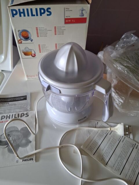 Presse agrumes neuf Philips HR2790-92 25w 1l Dijon (21)
