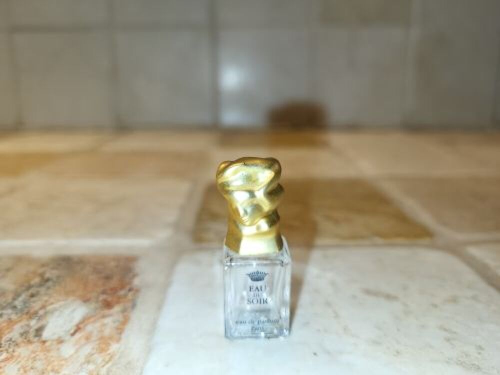 Flacon de parfum miniature 