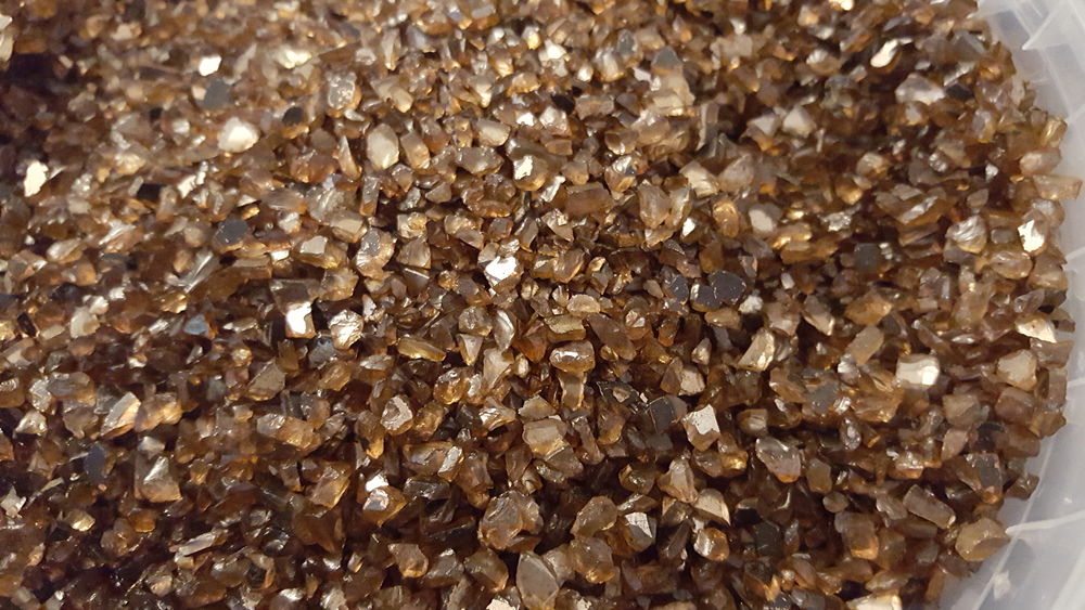 Granules gravier Marron pour deco table aquarium D�coration