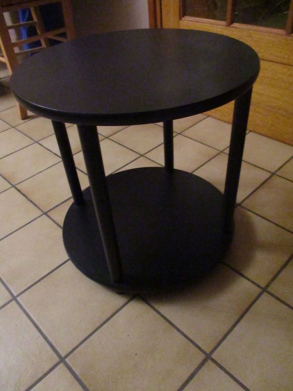 Table basse ronde en bois - noire - 2 &eacute;tag&egrave;res - Meubles