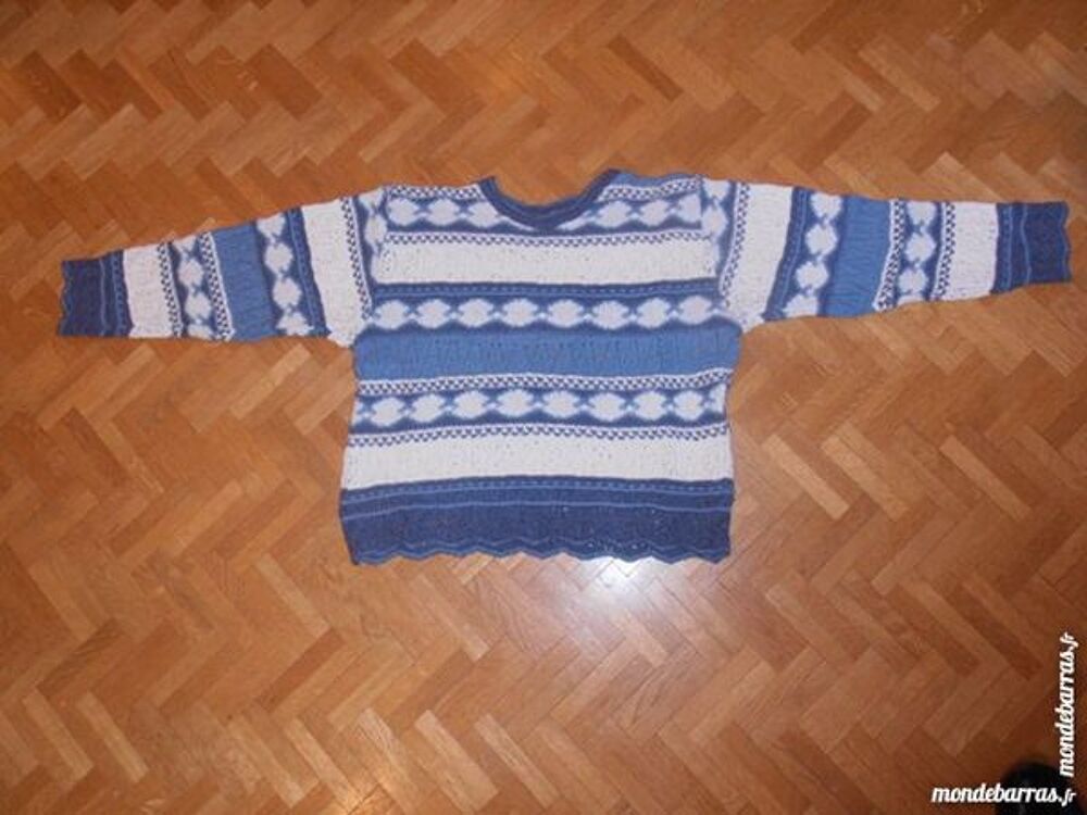 Pull bleu et beige (V6) Vêtements