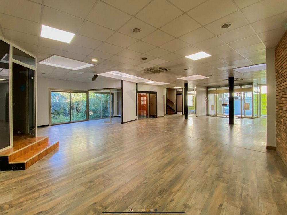 Vente Investisseur Ensemble commercial 431 m² avec grand garage ? Flers centre Flers