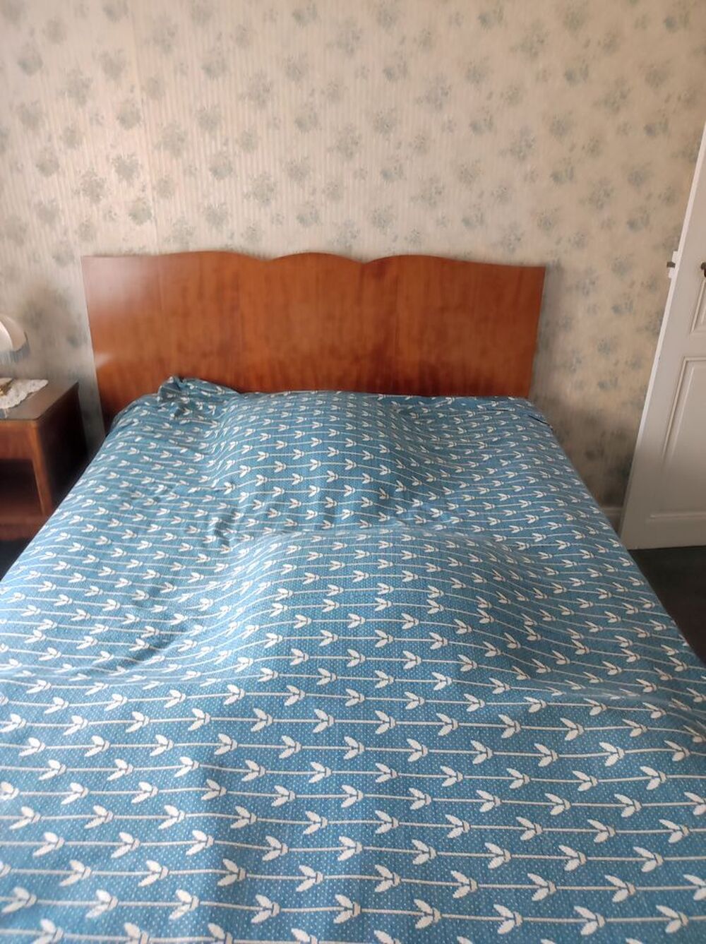 Chambre ancienne Meubles