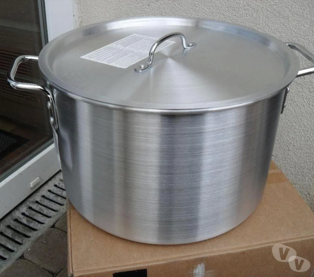 4 FAITOUTS DE GRANDE CAPACITE Electroménager