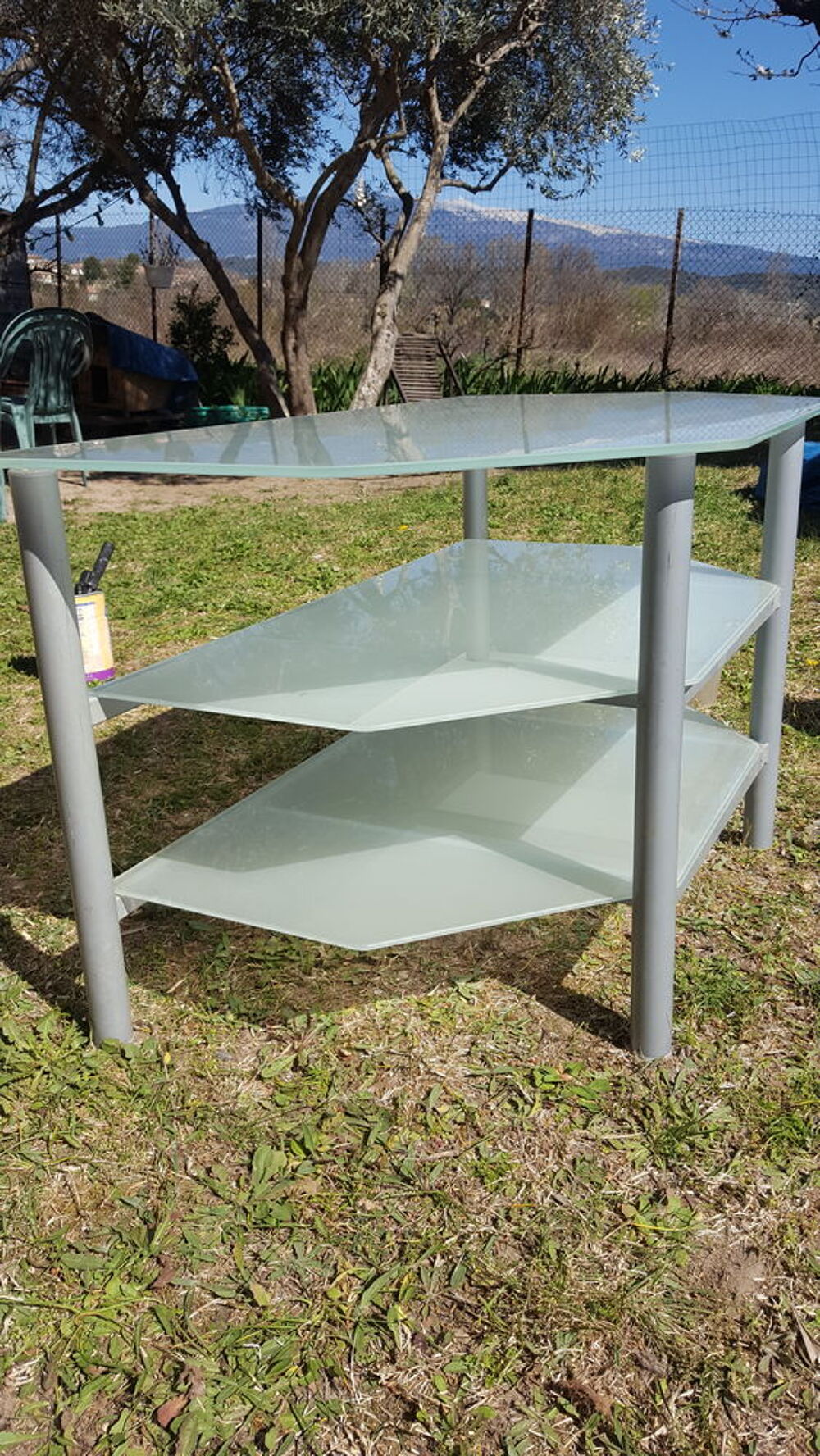 Meuble t&eacute;l&eacute; en verre tremp&eacute; Meubles