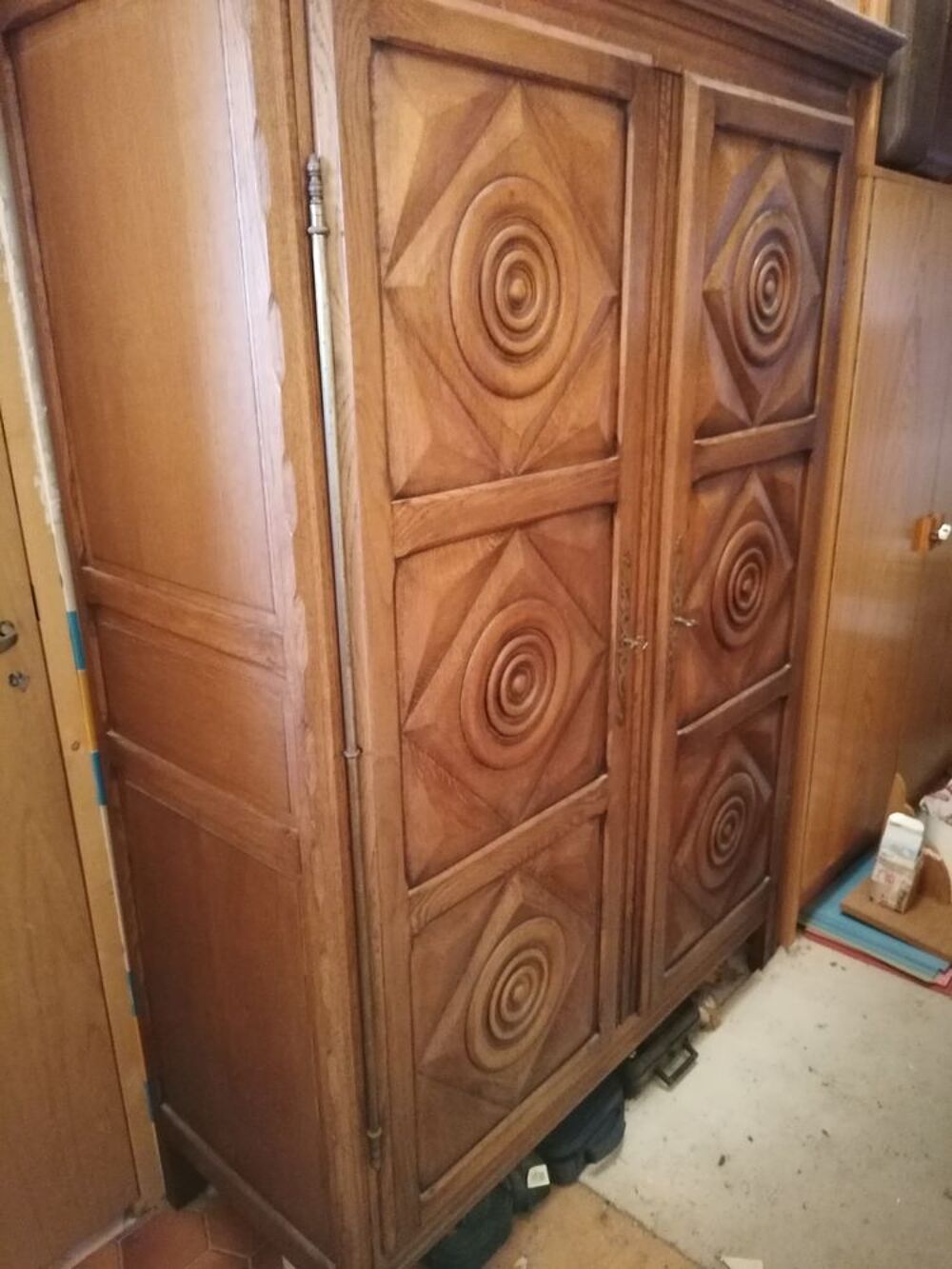 armoire ch&ecirc;ne massif Meubles