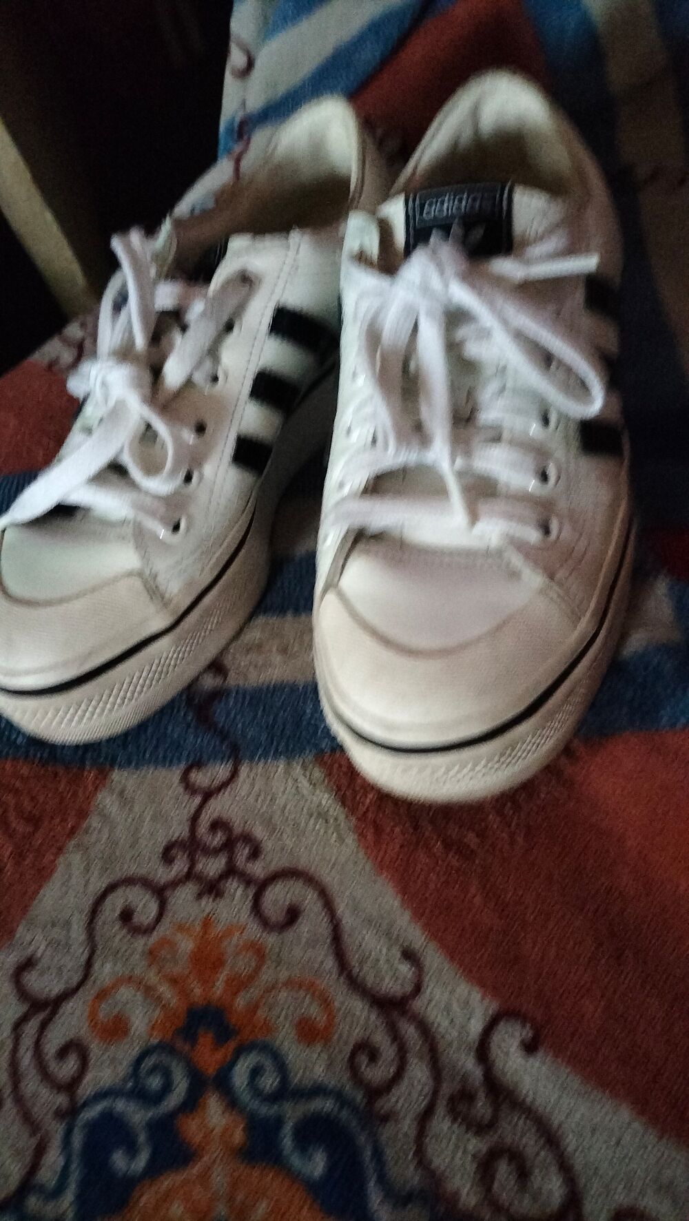 Basket adidas nizza pointure 38 quasi neuf Chaussures