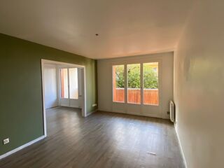  Appartement à louer 3 pièces 55 m²