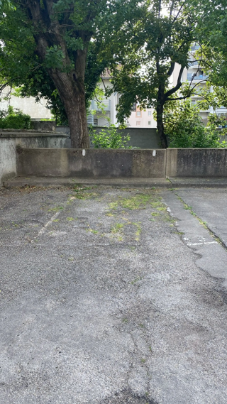  Parking / Garage à louer 12 m² Villeurbanne