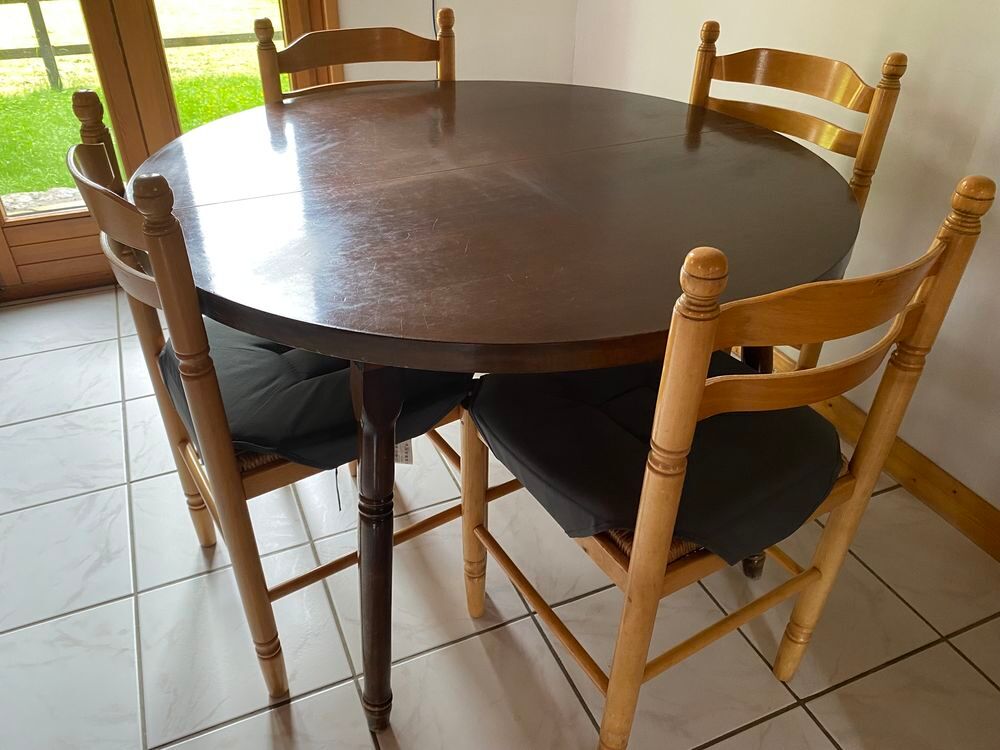 Tables, banquettes, etc Meubles
