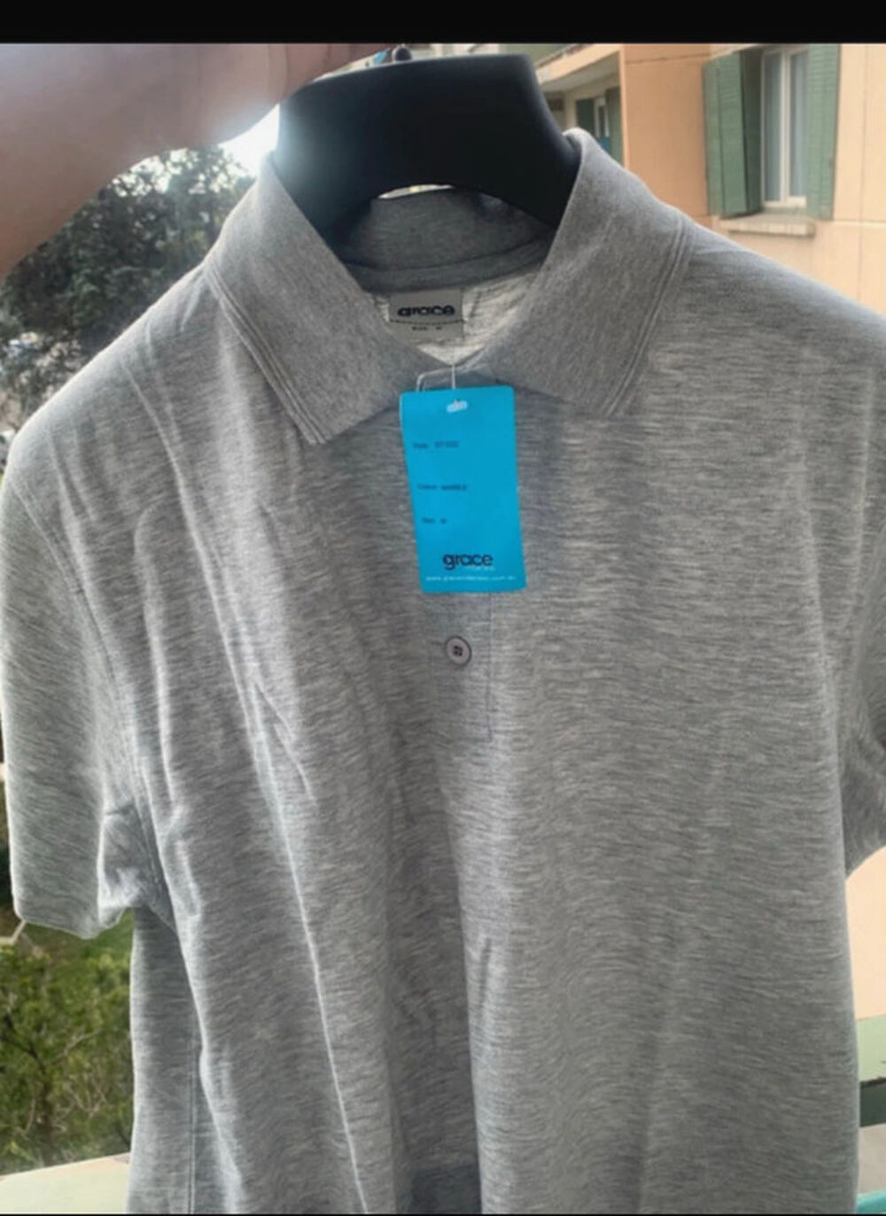 Polo Gris chin&eacute; Marque
Grace collection / taille M -
Vêtements