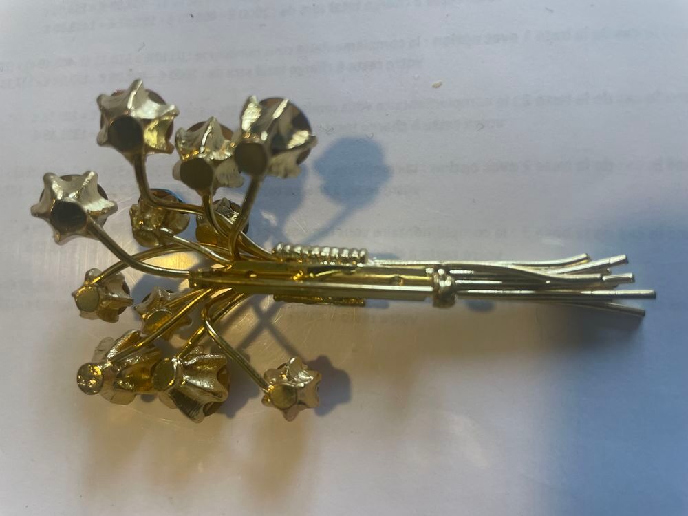 broche bouquet fleurs dor&eacute;e avec strass multicolore S RYKIEL Bijoux et montres