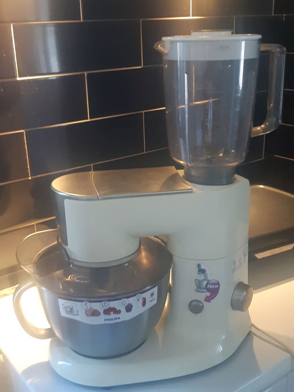 Robot de cuisine multifonction avec accessoires Electroménager