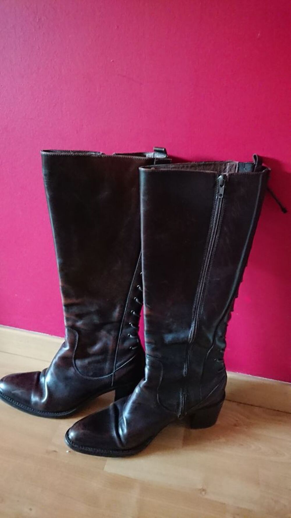 Paire de bottes Chaussures