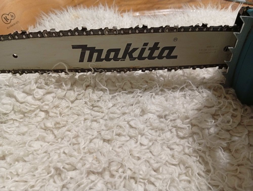 tron&ccedil;onneuse Makita Bricolage