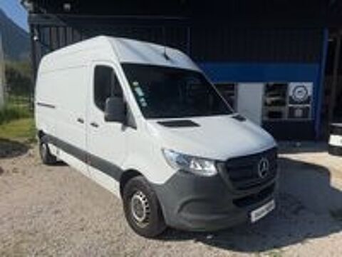 Sprinter SPRINTER CHASSIS DBLE CAB 214 CDI 33 3.0T BVA7 PROPULSION 2019 occasion 38210 Tullins